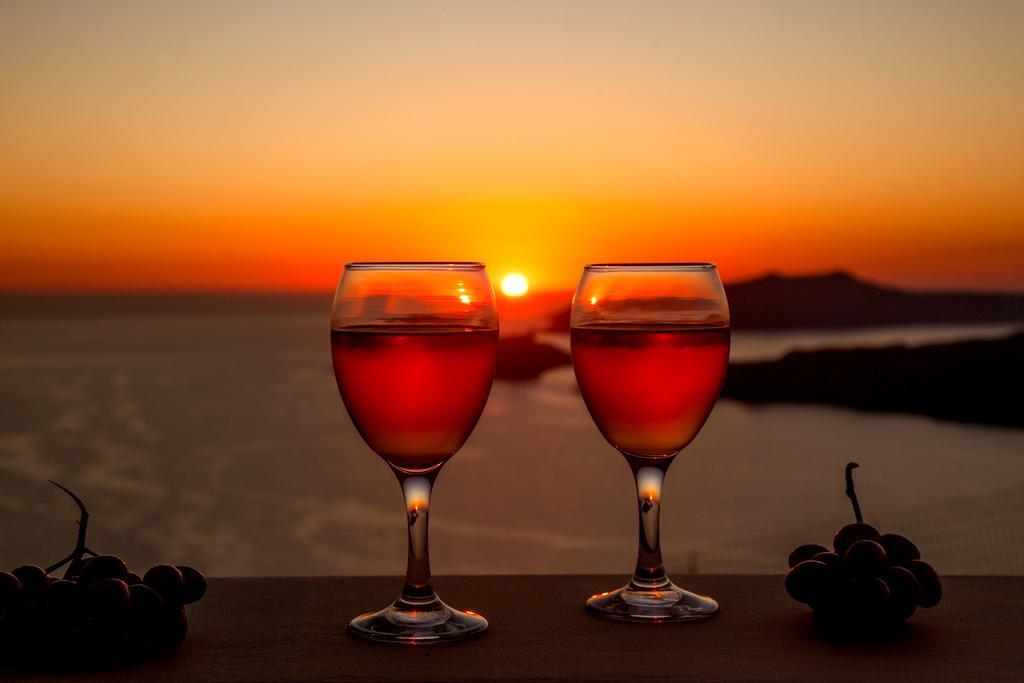 Santa Rinoula Suites Sea Sunset Views Adults Only เมกาโลคอรี ภายนอก รูปภาพ