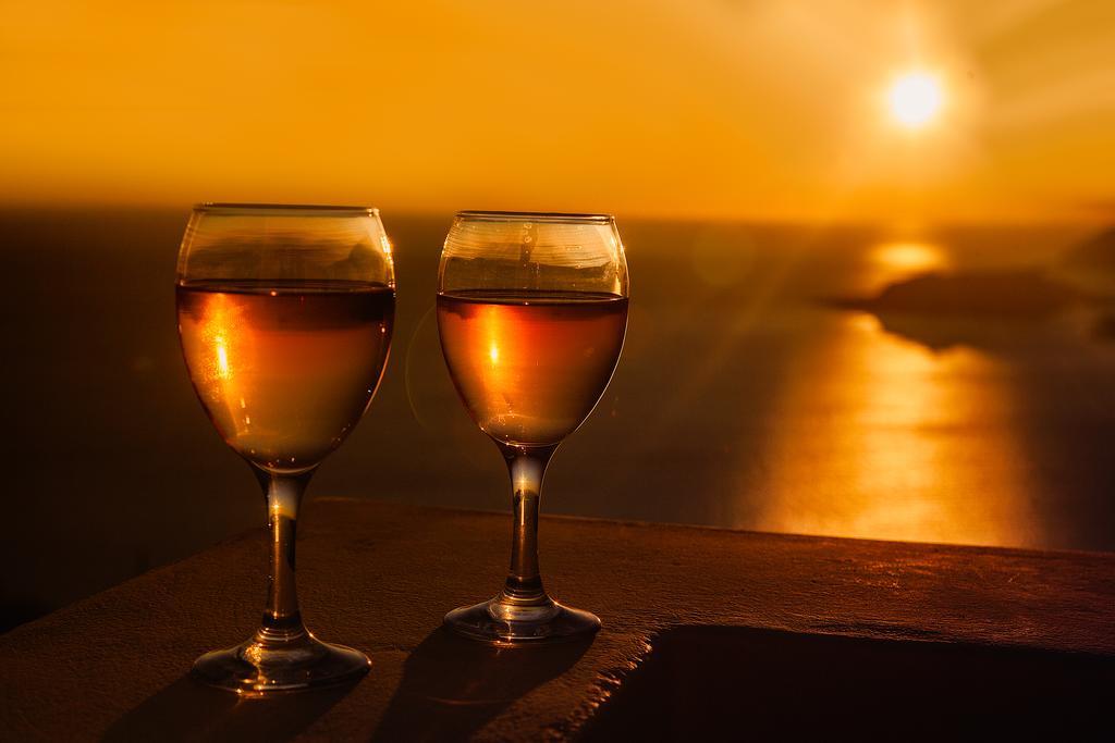 Santa Rinoula Suites Sea Sunset Views Adults Only เมกาโลคอรี ภายนอก รูปภาพ