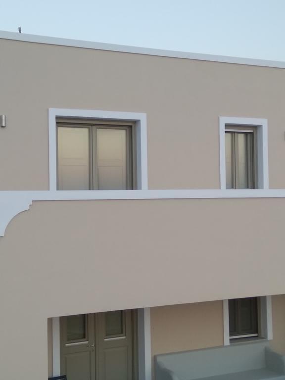 Santa Rinoula Suites Sea Sunset Views Adults Only เมกาโลคอรี ห้อง รูปภาพ