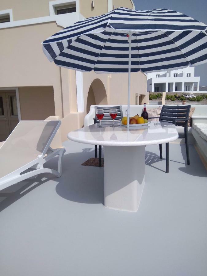 Santa Rinoula Suites Sea Sunset Views Adults Only เมกาโลคอรี ภายนอก รูปภาพ